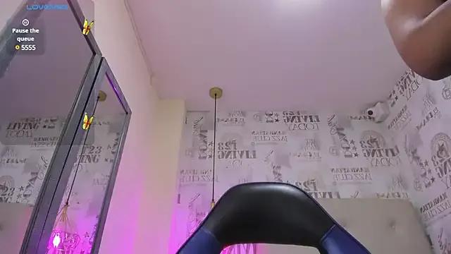 LAILAMORFY from StripChat