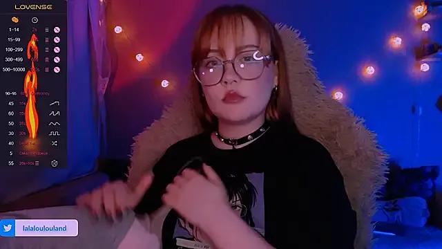lala_loulou_land from StripChat