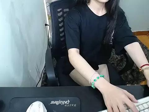 Lala_milk from StripChat