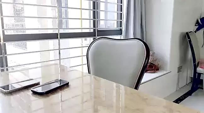 LaLaLiang from StripChat