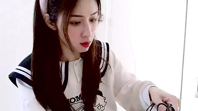 LaLaLiang from StripChat