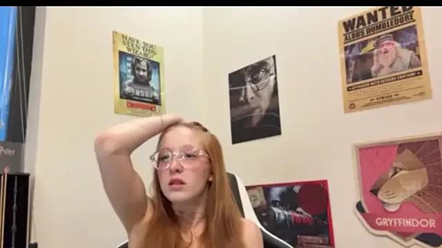 LALECZKAMII from StripChat