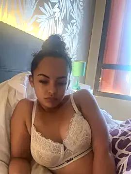 Lalionne58 from StripChat
