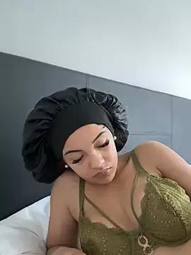 Lalionne58 from StripChat