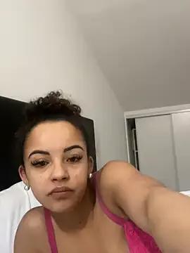 Lalionne58 from StripChat
