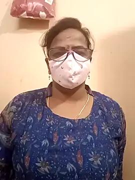 Lalli-Sexy from StripChat