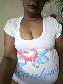 Lalli-Sexy from StripChat is Freechat