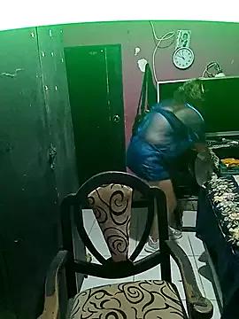 lamona30 from StripChat is Freechat