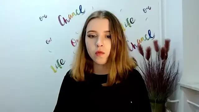 lamooni from StripChat is Freechat