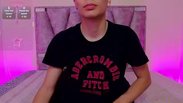 Try our streaming cams variety and talk on a personal level with our adorable girls streamers, showing off their bountiful shapes and dildos.