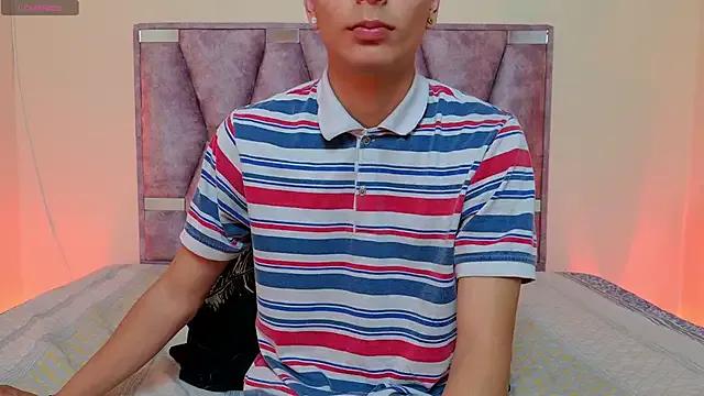 lana_and_liam_ from StripChat is Freechat