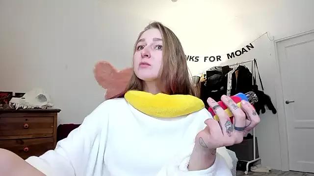 Lana_Delmar from StripChat