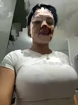 Lana_Sofia1 on StripChat 