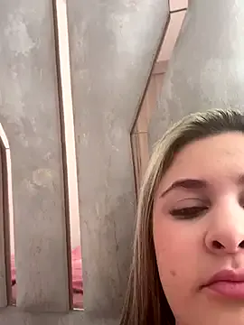 Lana_Sofia1 on StripChat 