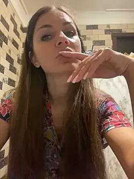 Lanaa19 from StripChat