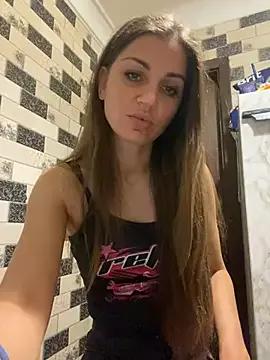 Lanaa19 from StripChat