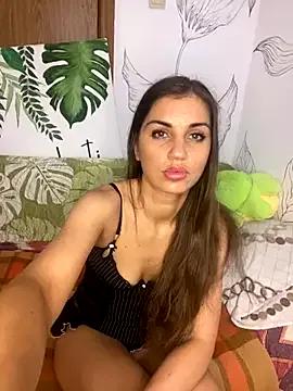 Lanaa19 from StripChat