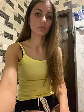 Lanaa19 from StripChat