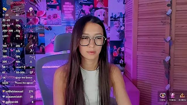 LanaBaker from StripChat is Freechat