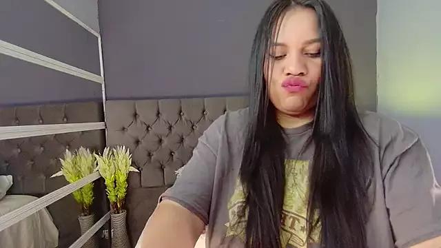 LanaBigTitties from StripChat