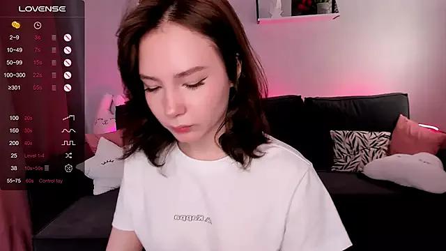 Try our streaming cams variety and talk on a personal level with our adorable girls streamers, showing off their bountiful shapes and dildos.