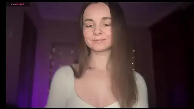 lanaloulou from StripChat