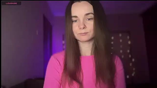 lanaloulou from StripChat