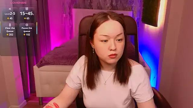 lanaloveaa from StripChat is Freechat