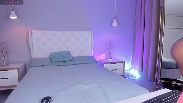 Lanaroco from StripChat is Freechat