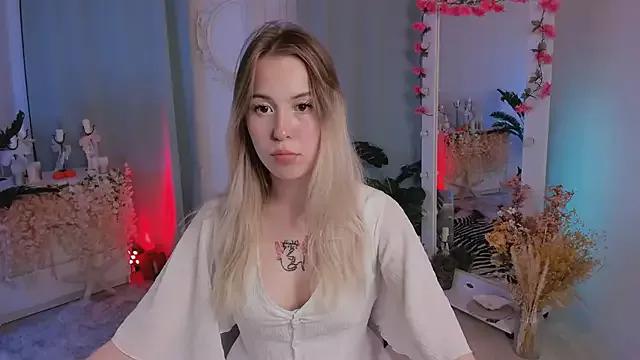 Try our streaming cams variety and talk on a personal level with our adorable girls streamers, showing off their bountiful shapes and dildos.