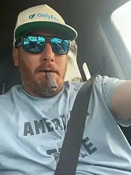 lancehungsandbaby from StripChat is Freechat