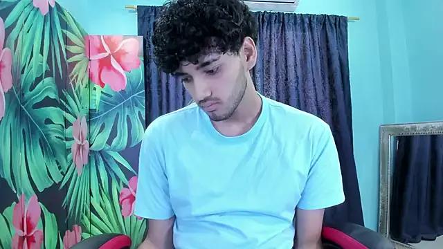 Landon_walters from StripChat is Freechat
