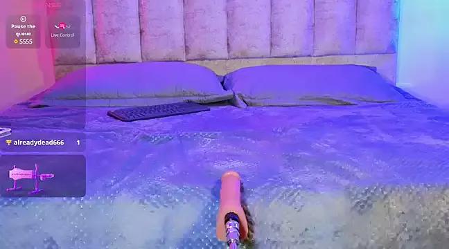 lanna_brunette from StripChat