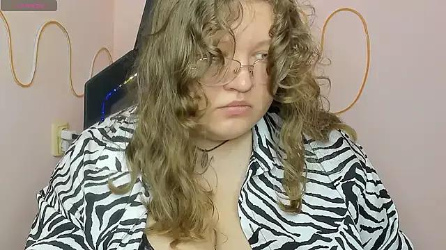 LannyBarrby from StripChat