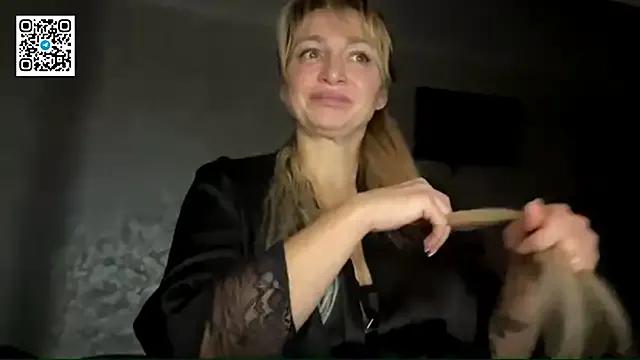 Lapussia from StripChat is Freechat