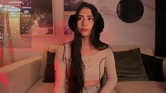 lara_madisson from StripChat