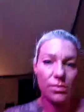 Lara_SecretLady from StripChat is Freechat