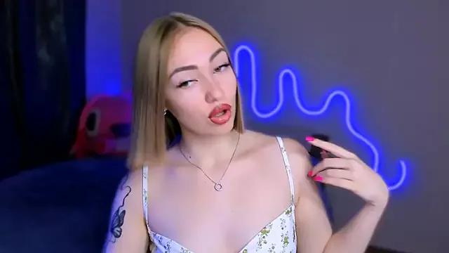Try our streaming cams variety and talk on a personal level with our adorable girls streamers, showing off their bountiful shapes and dildos.