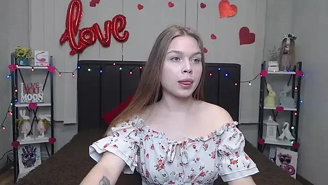 LaraPika from StripChat is Freechat
