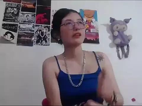 LaraRoseee from StripChat is Freechat