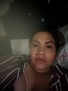 LaraStons from StripChat