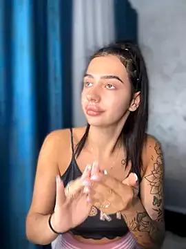 LaraVegas from StripChat