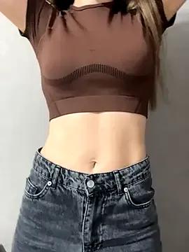 LaraVoosh from StripChat