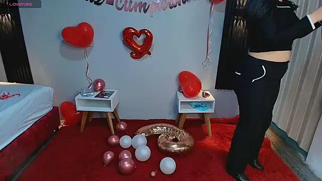 Try our streaming cams variety and talk on a personal level with our adorable girls streamers, showing off their bountiful shapes and dildos.