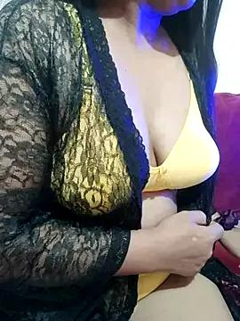 LATIKA_07 from StripChat is Freechat