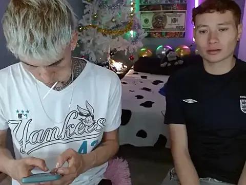 Latin_boysxxxx from StripChat is Freechat
