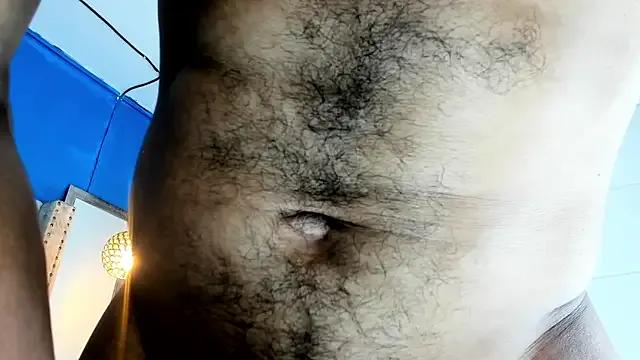 latinhotmuscle from StripChat is Freechat