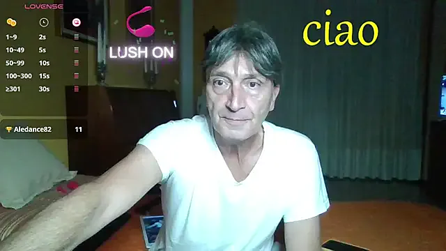 lattediyak on StripChat 