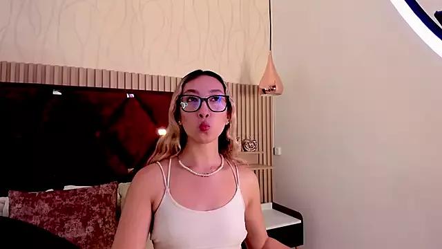 Try our streaming cams variety and talk on a personal level with our adorable girls streamers, showing off their bountiful shapes and dildos.