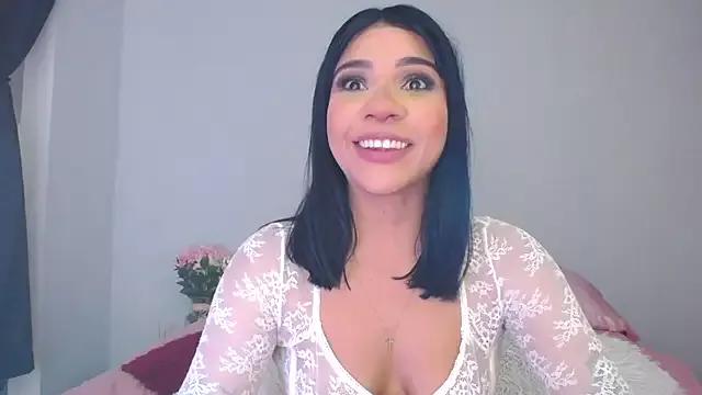 Laura-angeel from StripChat